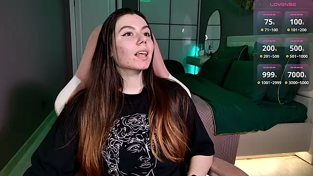 Foxohlove online show from March 6, 3:24 pm