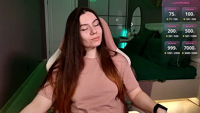 Foxohlove online show from February 25, 12:16 pm