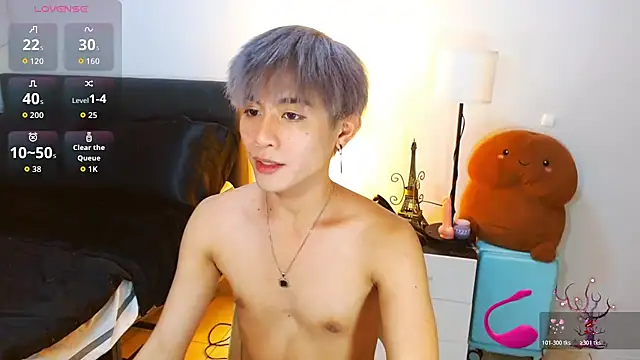 WildestTwink online show from May 7, 4:10 pm
