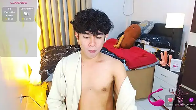 WildestTwink online show from March 16, 4:32 pm