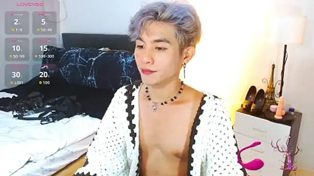WildestTwink online show from April 22, 7:09 pm