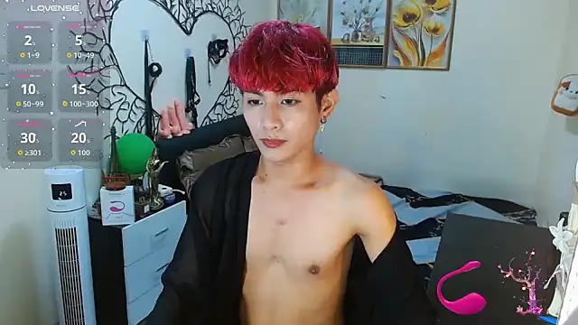 Snapshot of WildestTwink chatting on September 26, 6:15 pm WildestTwink online show from September 26, 6:15 pm