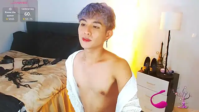 WildestTwink online show from April 14, 3:28 pm