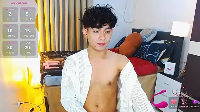 WildestTwink online show from March 24, 4:51 pm