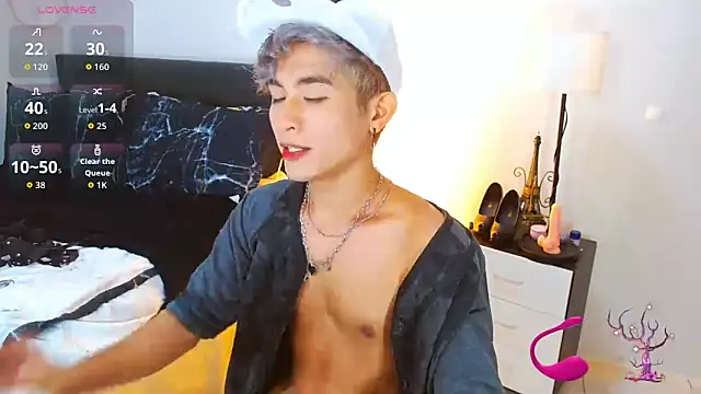 WildestTwink online show from April 23, 3:13 pm