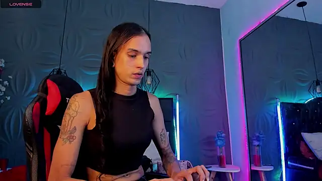 joaisaza online show from March 6, 4:41 am