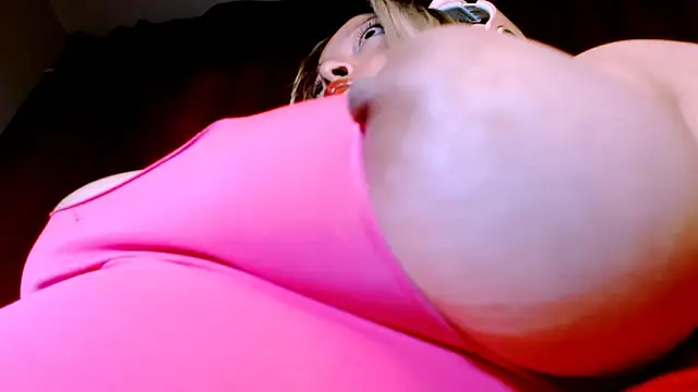 Honey Lucy1 online show from March 12, 12:16 am