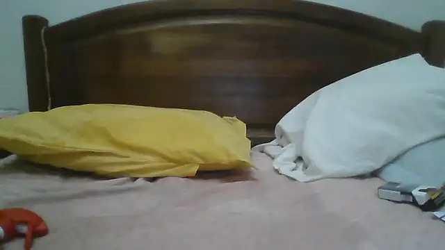Snapshot of CarlosRocha73 chatting on June 10, 11:28 pm CarlosRocha73 online show from June 10, 11:28 pm