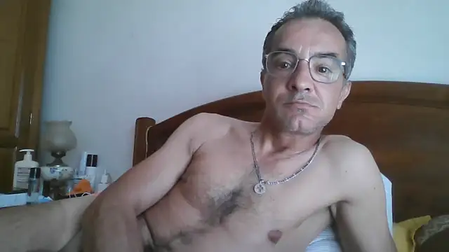 Snapshot of CarlosRocha73 chatting on June 16, 4:07 pm CarlosRocha73 online show from June 16, 4:07 pm