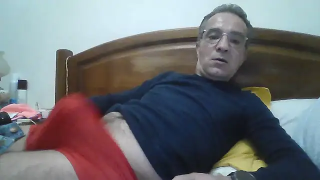 CarlosRocha73 online show from May 2, 12:27 am