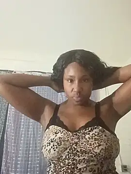 Xochillovemoney2 online show from September 30, 1:50 pm