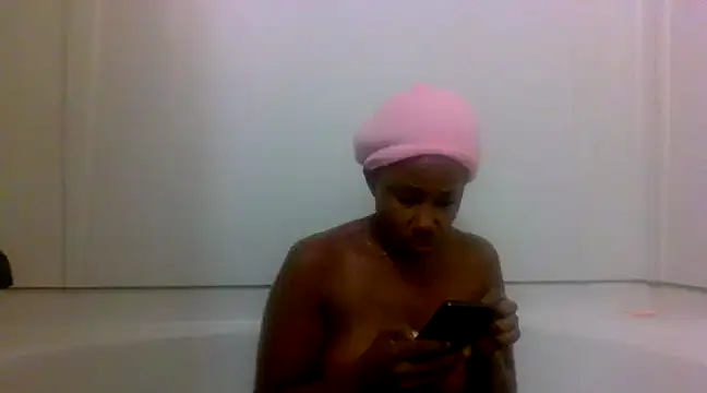 Xochillovemoney2 online show from December 19, 8:56 am