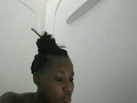 Xochillovemoney2 online show from September 9, 6:45 am