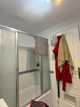 StracciaStella- online show from February 20, 5:15 pm