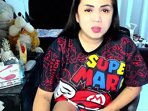 12inchesselfsuckts online show from January 14, 3:26 pm