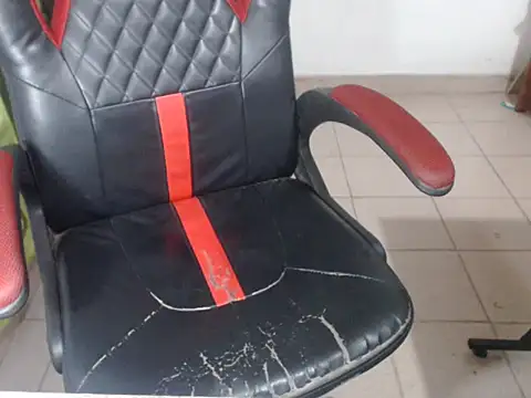 yelingyeon online show from March 13, 9:25 am