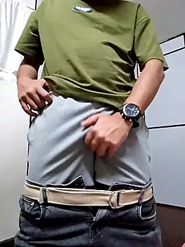 shakir12340 online show from December 21, 1:02 pm