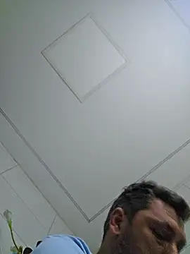 Snapshot of ktmtom247 chatting on March 1, 8:47 am ktmtom247 online show from March 1, 8:47 am