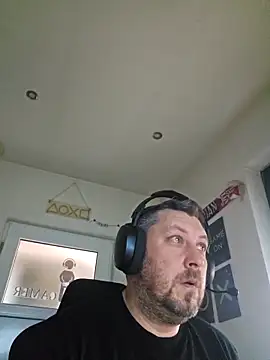 Snapshot of ktmtom247 chatting on February 8, 7:50 am ktmtom247 online show from February 8, 7:50 am