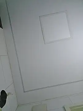 Snapshot of ktmtom247 chatting on February 21, 12:29 pm ktmtom247 online show from February 21, 12:29 pm