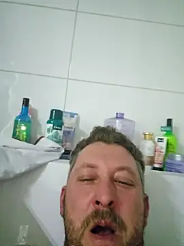 Snapshot of ktmtom247 chatting on November 5, 3:59 pm ktmtom247 online show from November 5, 3:59 pm