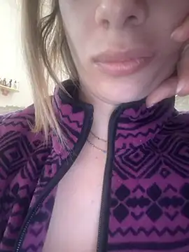 fammefatale1987 online show from November 16, 1:16 pm