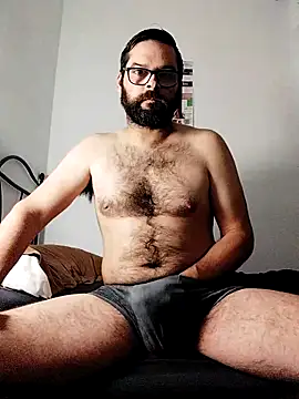 mmm 10 online show from May 6, 7:12 am