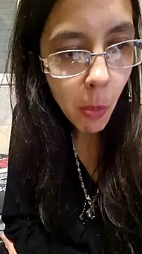 rposhta1991 online show from December 1, 7:37 pm