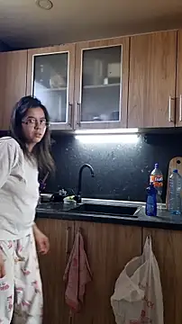 rposhta1991 online show from April 8, 9:22 am