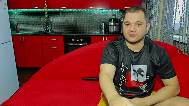 sladkayapara2019 online show from April 10, 5:47 am