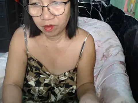 ASIANDOLLY4U online show from May 14, 11:13 pm