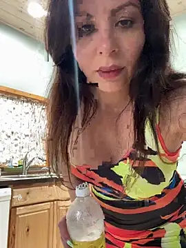 Alinaangel online show from October 4, 8:10 pm