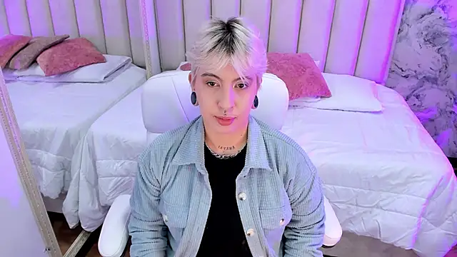 amy ink online show from November 12, 11:25 am