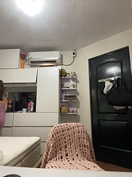 asianmystery203 online show from October 4, 2:35 am