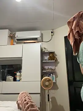 asianmystery203 online show from March 3, 2:44 am