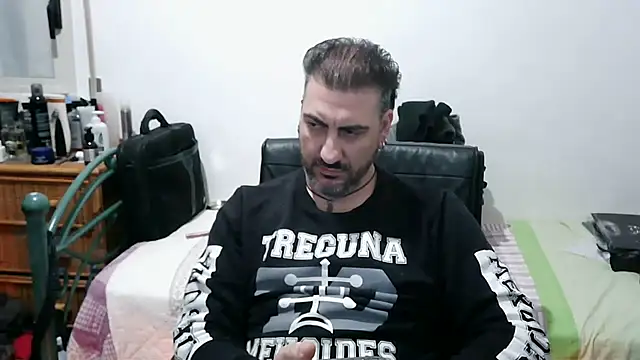 Italian dark desire online show from February 21, 9:44 am