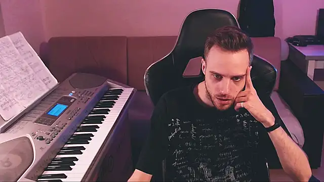 Sweetparker online show from December 19, 2:30 pm