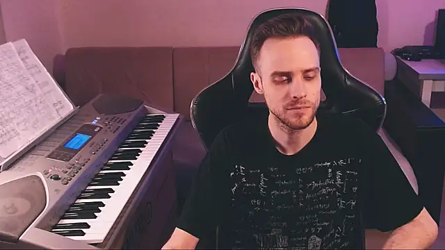 Sweetparker online show from December 18, 11:41 pm