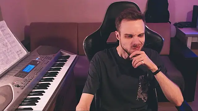 Sweetparker online show from March 9, 8:45 pm