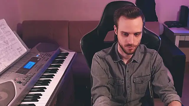 Sweetparker online show from November 26, 12:38 pm