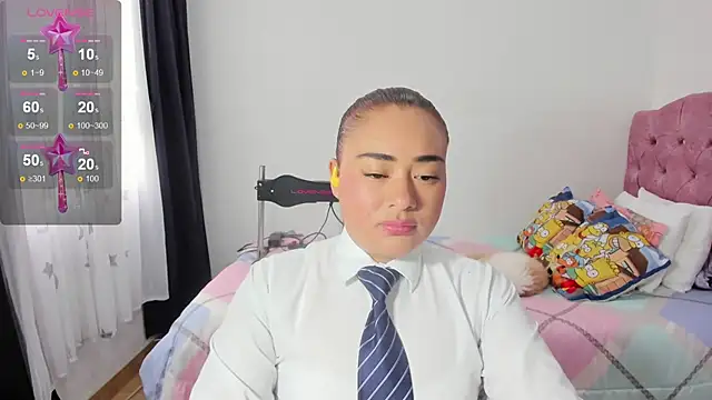 ReyleDoll online show from March 25, 9:35 pm