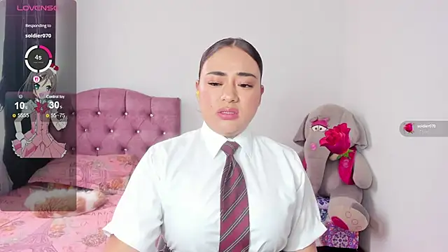 ReyleDoll online show from April 21, 9:10 pm