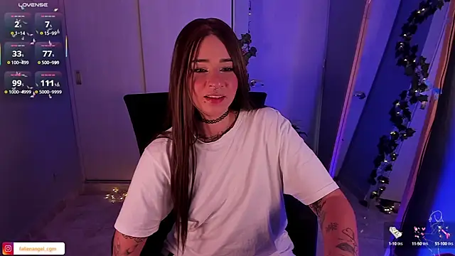 Fallengangel online show from September 12, 5:02 pm