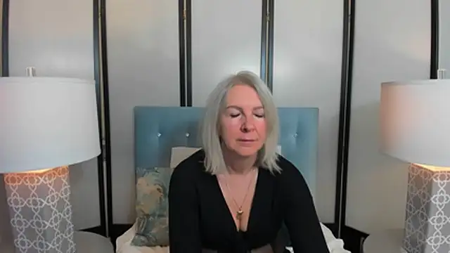 EricaTop online show from April 12, 5:22 am