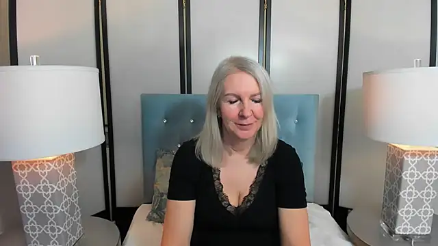 EricaTop online show from February 19, 9:34 pm