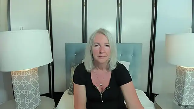EricaTop online show from May 24, 4:56 am