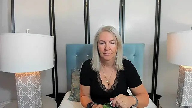 EricaTop online show from October 5, 4:58 am