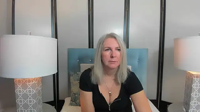 EricaTop online show from November 16, 5:56 am