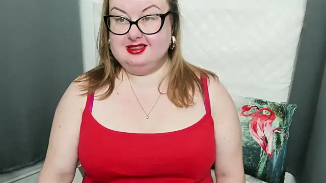 Snapshot of dirtyBonnie chatting on February 13, 7:56 am dirtyBonnie online show from February 13, 7:56 am