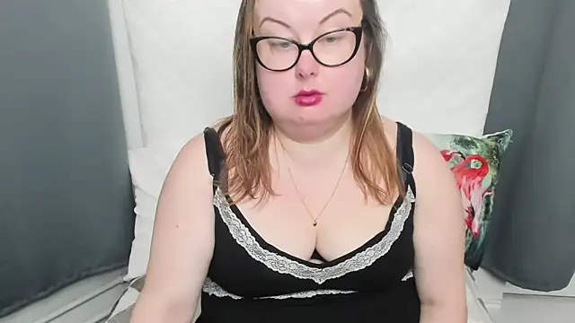 Snapshot of dirtyBonnie chatting on March 22, 4:45 am dirtyBonnie online show from March 22, 4:45 am